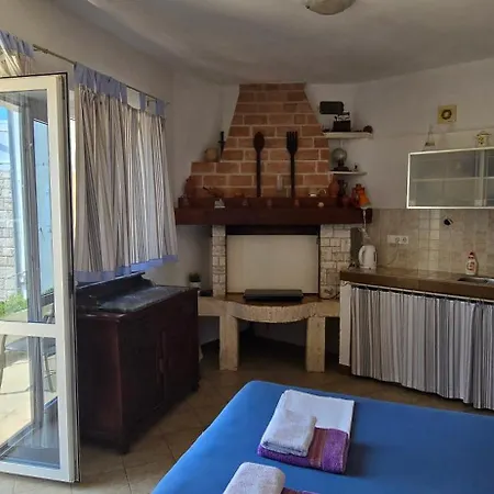 Bocin Rosso 3* Hvar Town