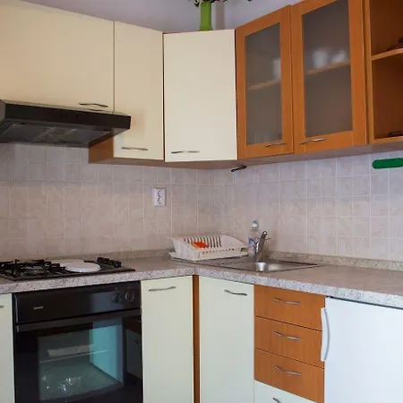 Bocin Rosso Hvar Town