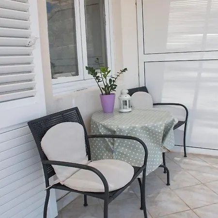Bocin Rosso Gasthof Hvar Town