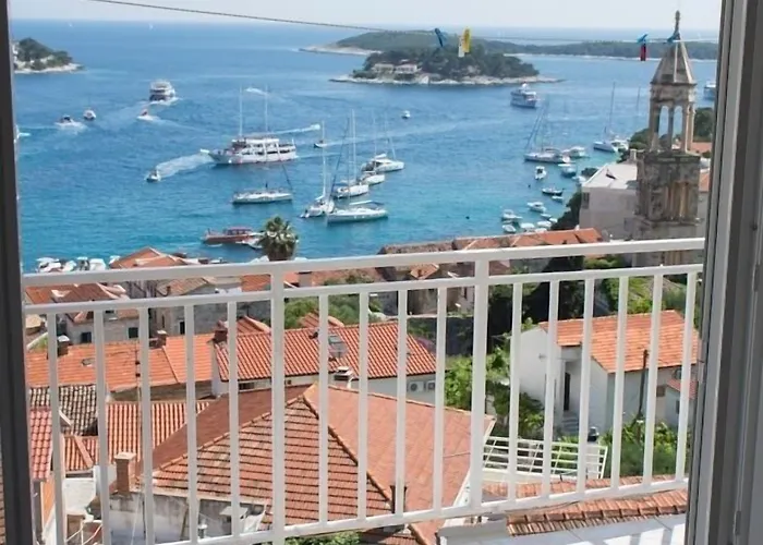 Guest house Bocin Rosso Hvar Town