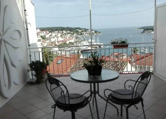 Bocin Rosso Guest house Hvar Town